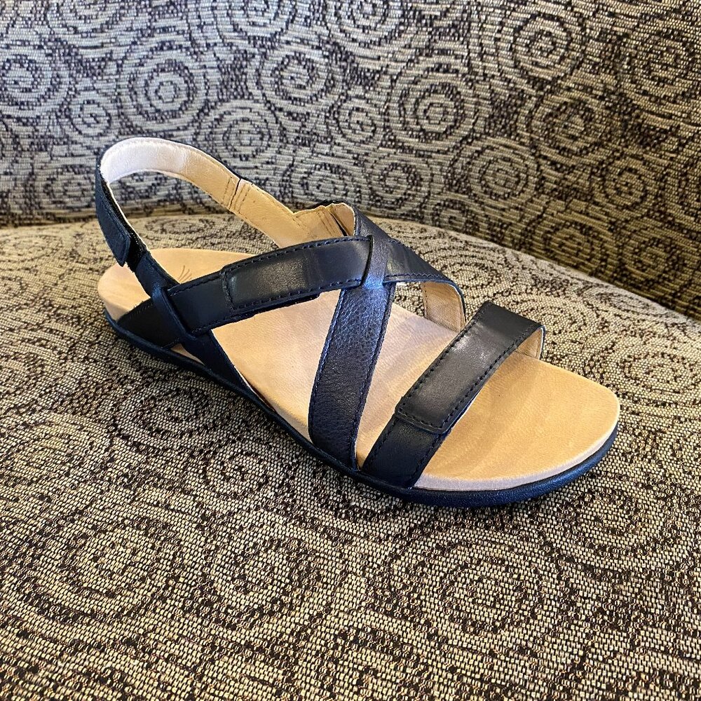 Dansko - Jacklyn Black - Multiple Sizes (NEW W/ BOX)